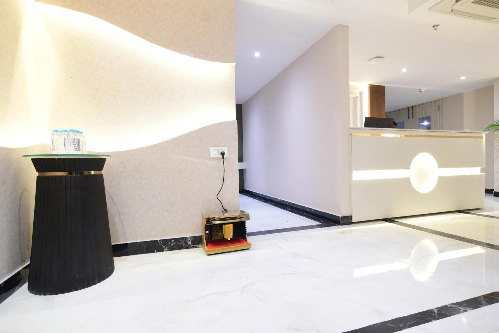 Aceotel Premier, Vijay Nagar Indaur Exteriér fotografie